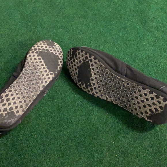Black Toms size 8.5 - Picture 5 of 5